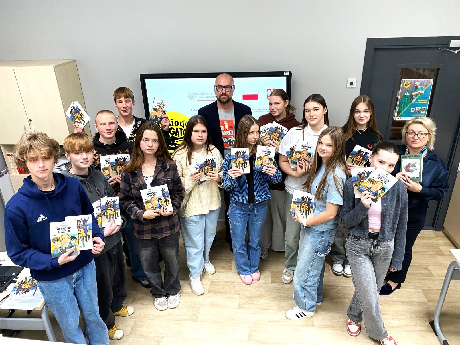 Ważna informacja dla polskich szkół na Litwie: Fundacja „Pomoc Polakom na Wschodzie” zaprasza do składania wniosków na 2025 rok