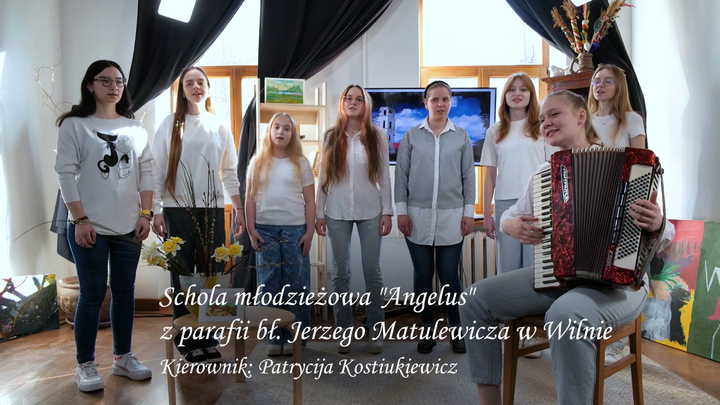 Schola młodzieżowa "Angelus" z parafii bł. Jerzego Matulewicza